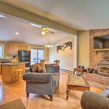 Quiet Catskills Getaway With Deck And Mtn Views New Kingston Esterno foto